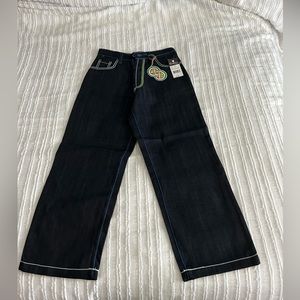 “NEW” FREE TEE/ EVOLUTION IN DESIGN JEANS